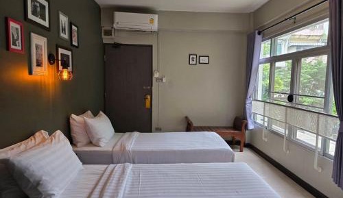 Twin Room with Private Bathroom