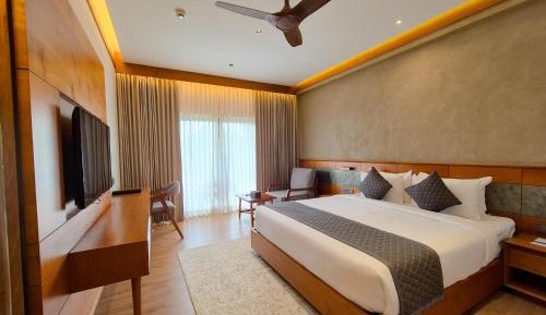 Waterfront Room with Balcony