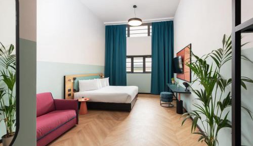 Deluxe Double Room with Extra Bed