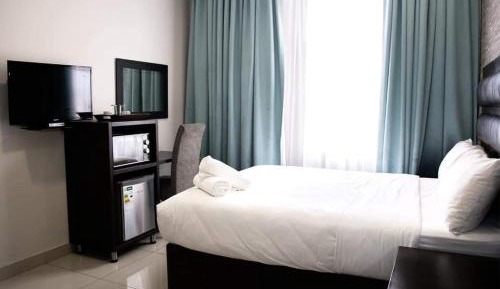 Large Double Room