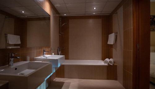 Three-Bedroom Standard Apartment