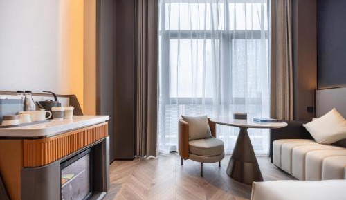 Executive King Room 
