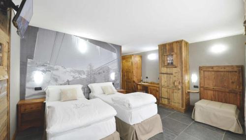 Standard Double or Twin Room