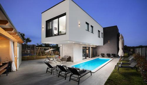 Villa with Private Pool