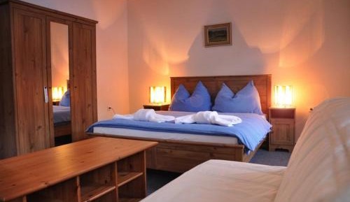 Deluxe Double Room with Bath