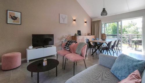 Three-Bedroom Holiday Home 