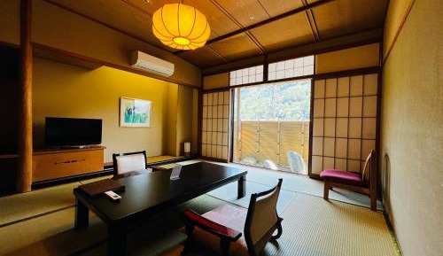 Standard Japanese-Style Room - Breakfast Included