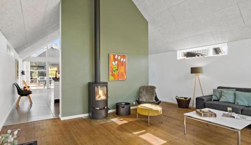 Four-Bedroom Holiday Home
