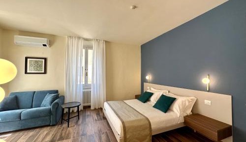 Deluxe Double Room with Extra Bed
