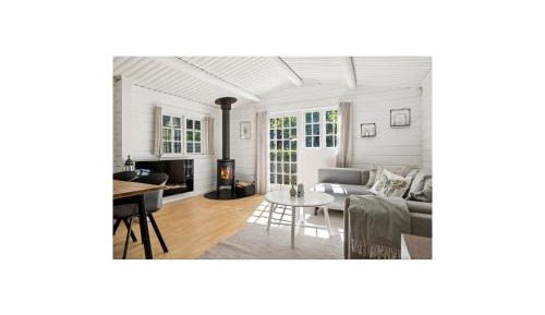 Four-Bedroom Holiday Home