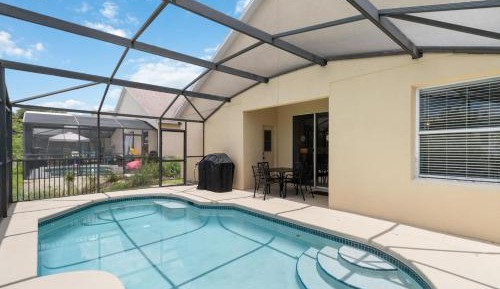 Five-Bedroom Holiday Home