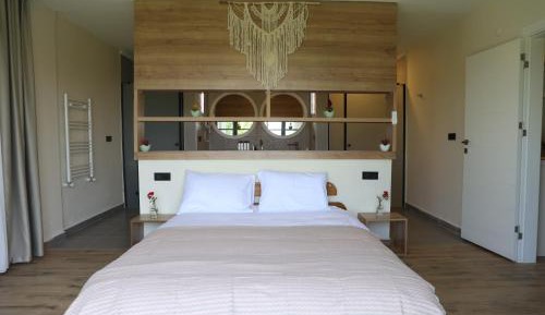 Deluxe Family Suite
