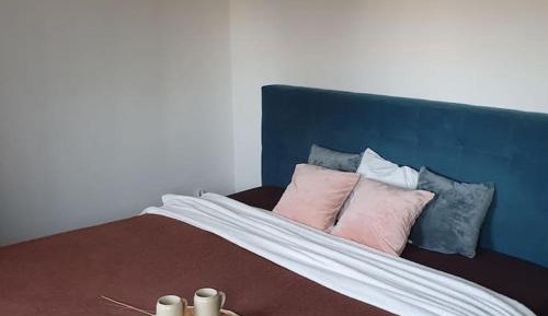 Three-Bedroom Apartment with Balcony