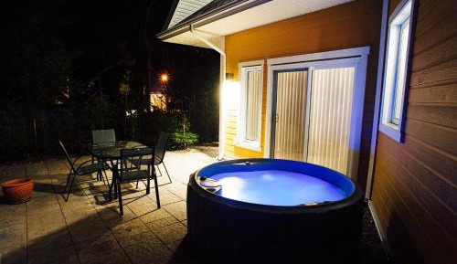 King Suite with Spa Bath
