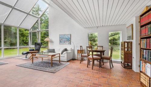 Four-Bedroom Holiday Home