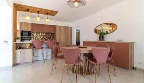 Four-Bedroom Holiday Home