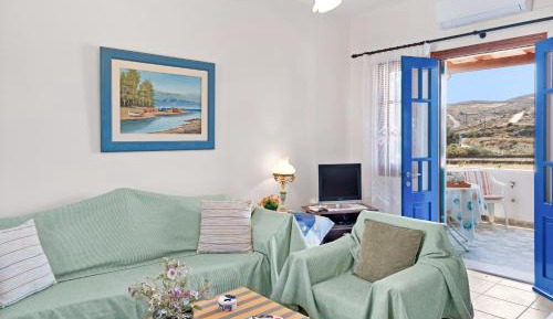 Superior One-Bedroom Apartment with Balcony