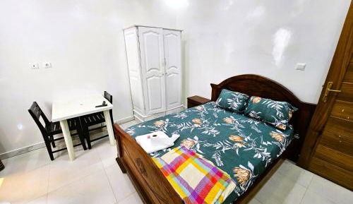 Queen Room