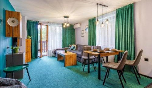 Superior One-Bedroom Apartment with Balcony