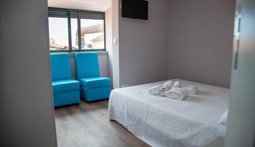 Three-Bedroom Apartment with Sea Lateral View
