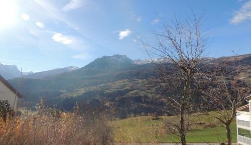 One-Bedroom Apartment with Balcony