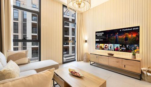 Studio Apartment