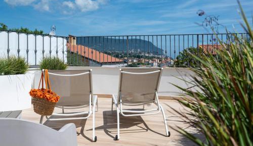 Deluxe Double Room with Balcony and Sea View