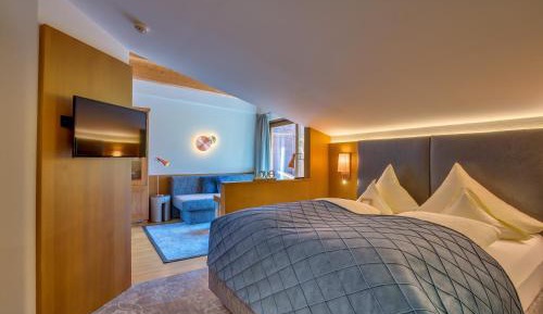 Triple Room with Balcony