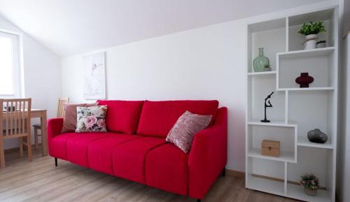 Apartment with Garden View