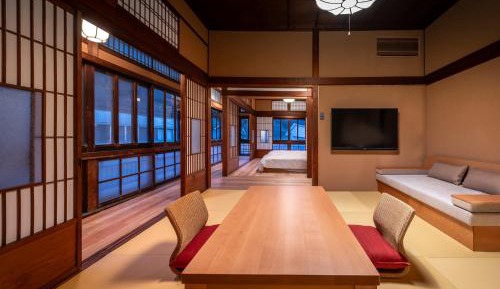 Junior Suite with Mountain View