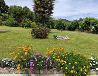 Apartment with Garden View