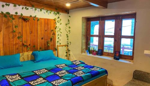 Double Room with Mountain View