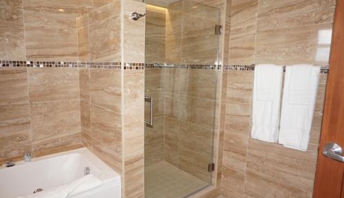 Two Bedroom Penthouse Suite with Seaview