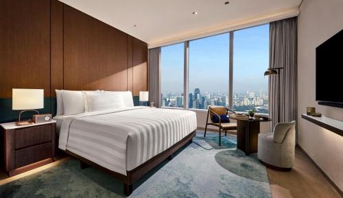 Deluxe King or Twin Room 
