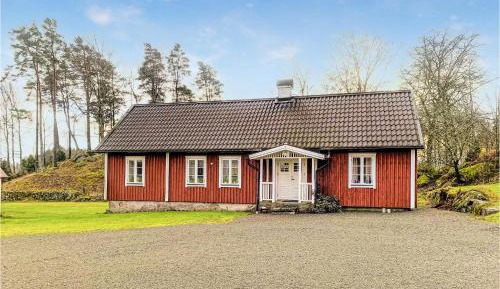 Two-Bedroom Holiday Home