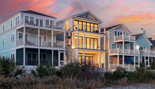 Five-Bedroom Holiday Home