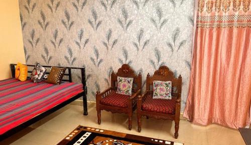 Deluxe Double Room (2 Adults + 1 Child)