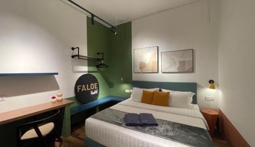 Standard King Room