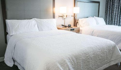 Queen Room with Two Queen Beds (4 Adults)
