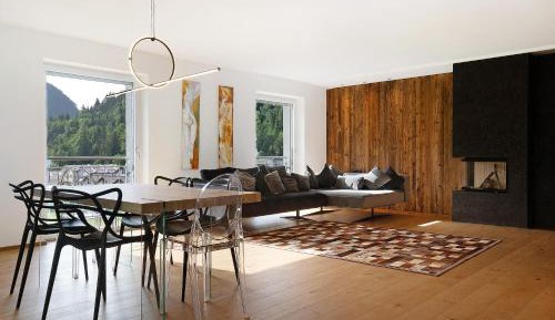 Three-Bedroom Superior Apartment
