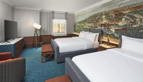 One-Bedroom Executive Suite with Two Queen and One Sofa Bed