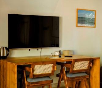 Superior King Suite