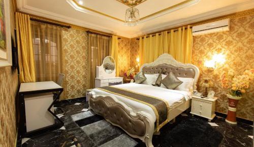 Executive Suite