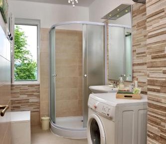 One-Bedroom Apartment with Balcony and Mountain View  