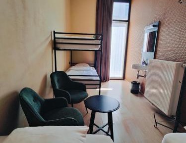 Quadruple Room with Shared Bathroom