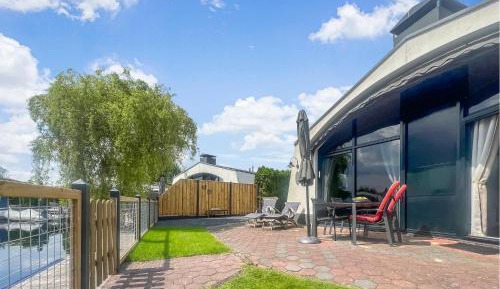 Two-Bedroom Holiday Home