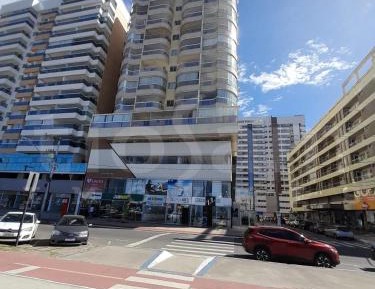 Three-Bedroom Apartment with Balcony