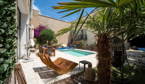 Double Room with Pool View