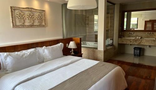 Premium Suite