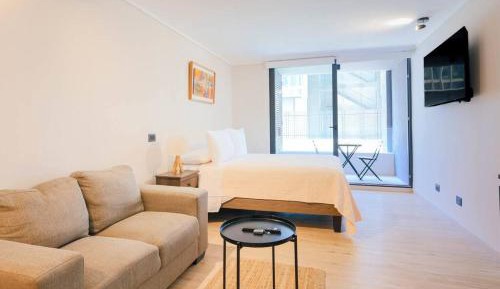 One-Bedroom Apartment